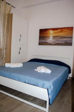  Rose Beach Apartment  Маргерита-Ди-Савоя